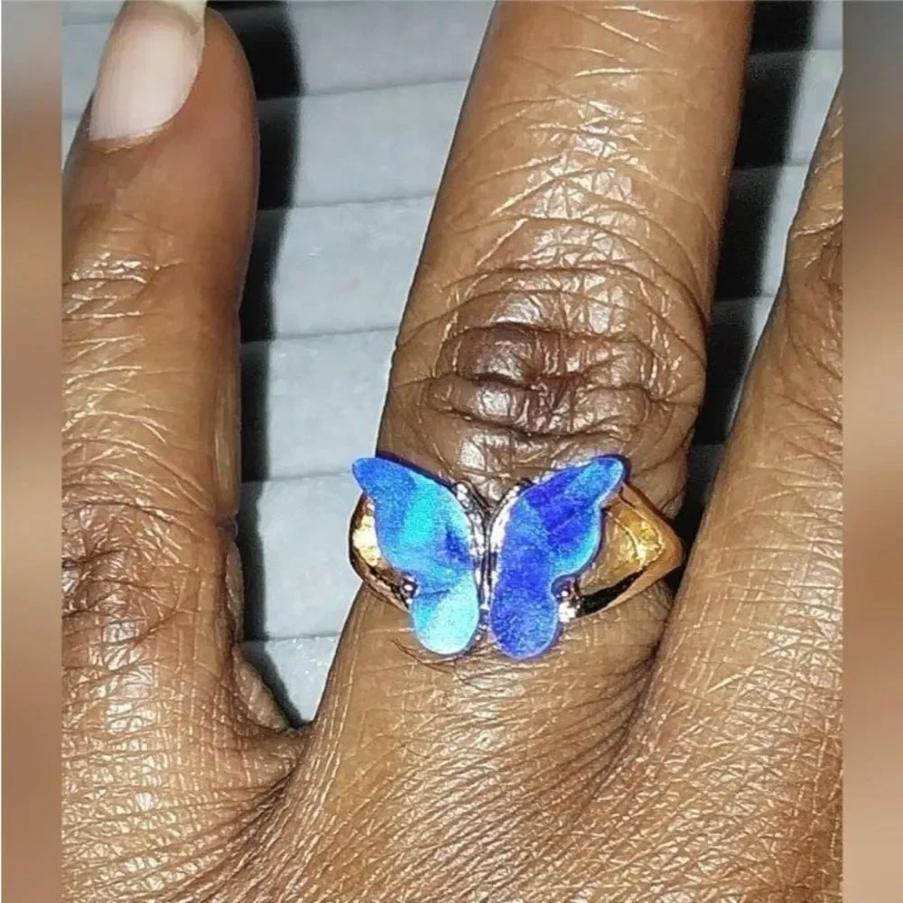 Super cute blue butterfly ring sz 7
